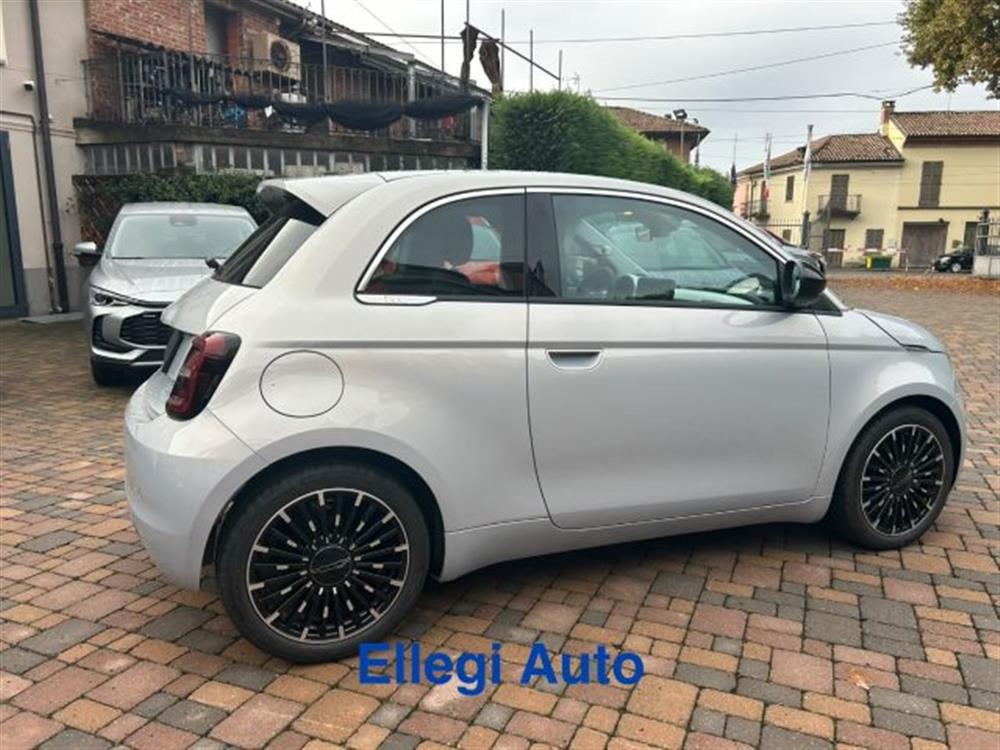 500 500 Berlina Hybrid Icon