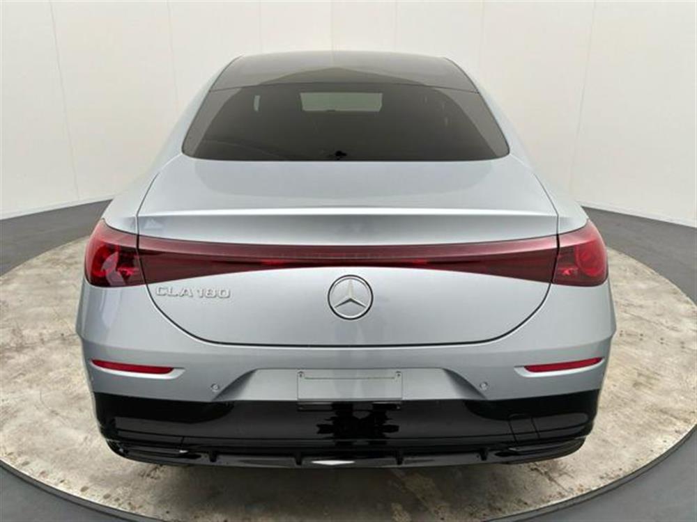 CLA 180 CLA 180 180 8F-eDCT 157cv. A