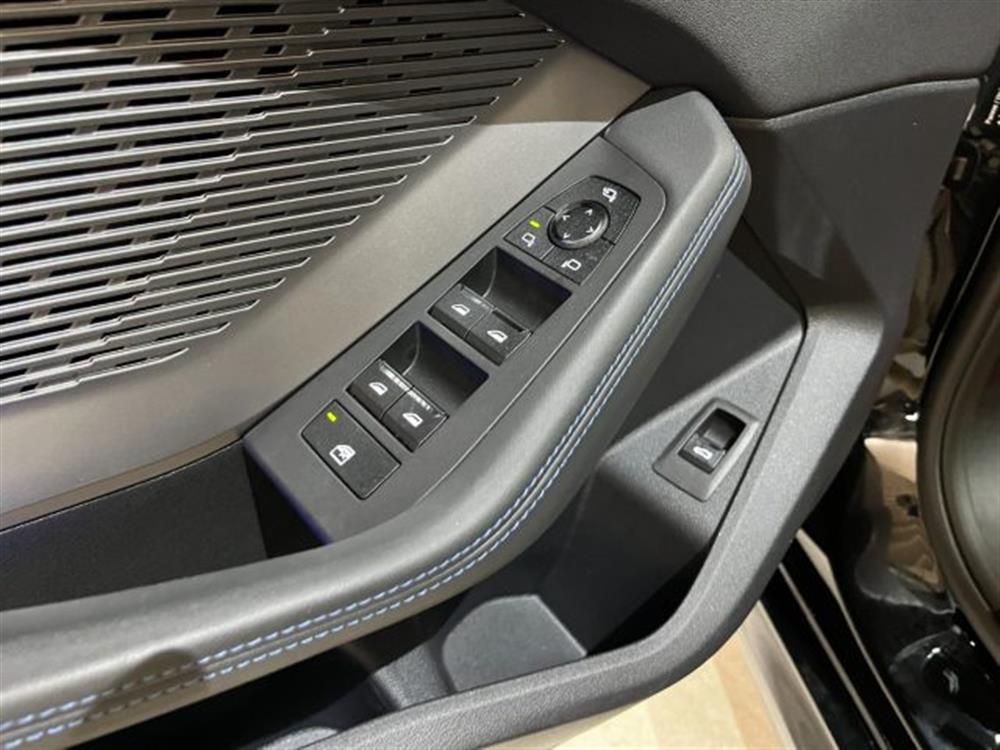 120 120 48V MSport Pro