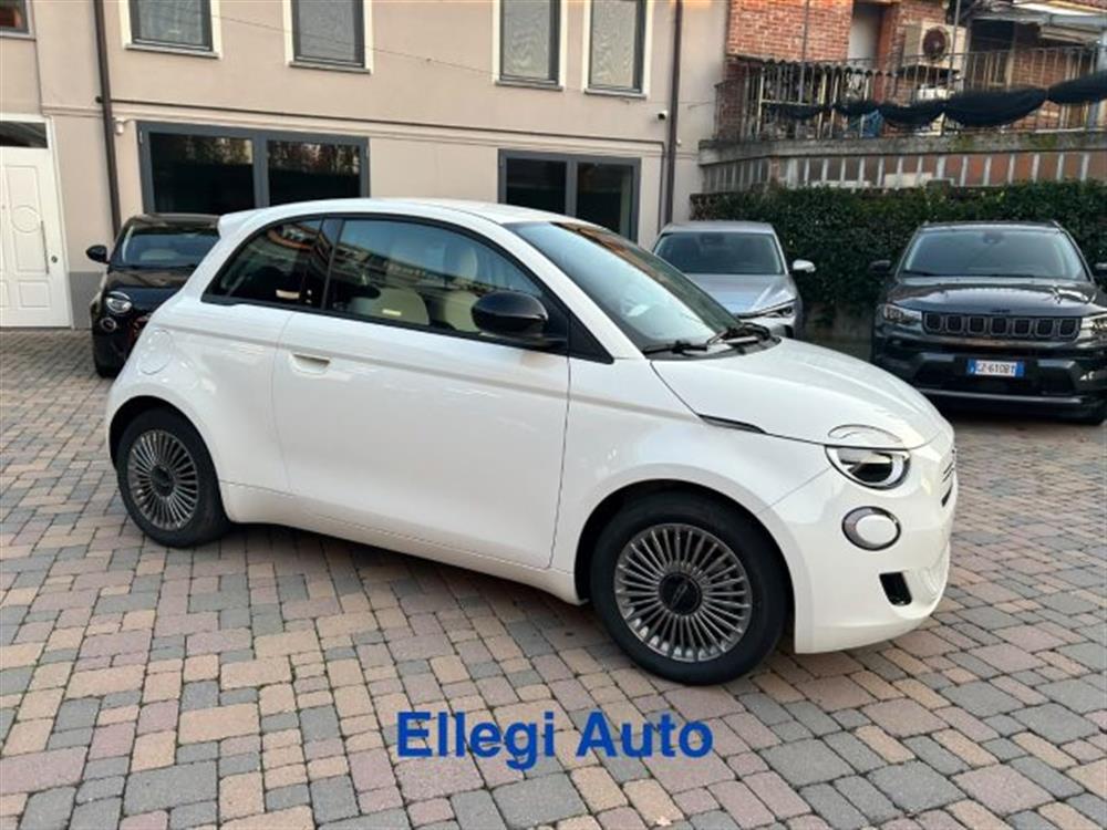500 500 Berlina Hybrid Icon