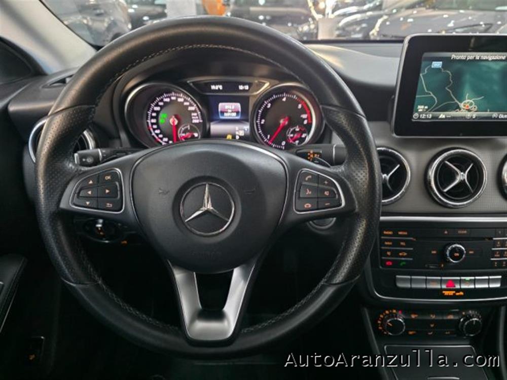 CLA 200 CLA 200 d S.W. Business Navi