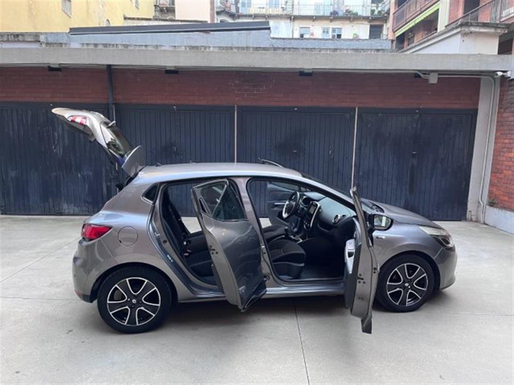 Clio Clio 1.2 75 CV 5 porte Du