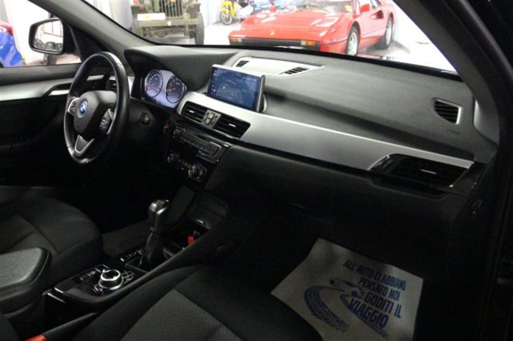 X1 X1 xDrive25e Business A