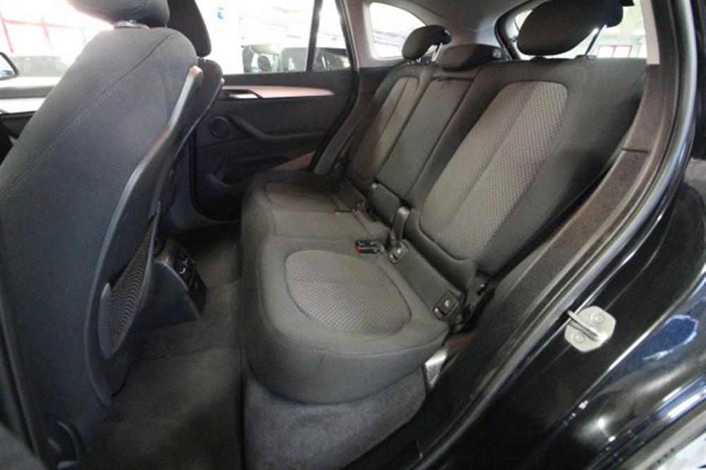 X1 X1 xDrive25e Business A