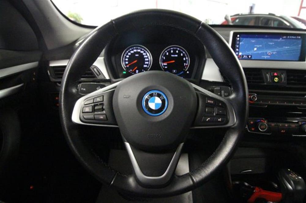 X1 X1 xDrive25e Business A