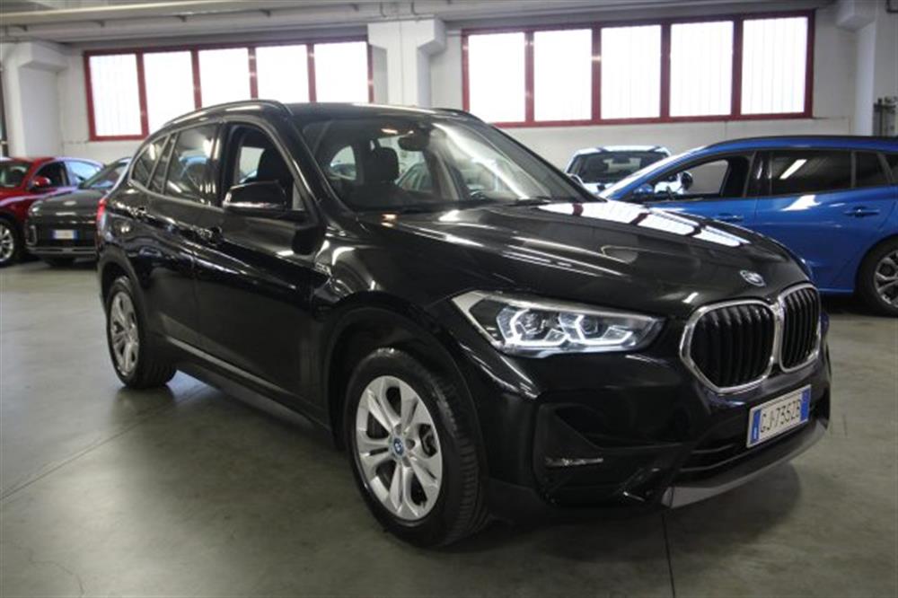X1 X1 xDrive25e Business A