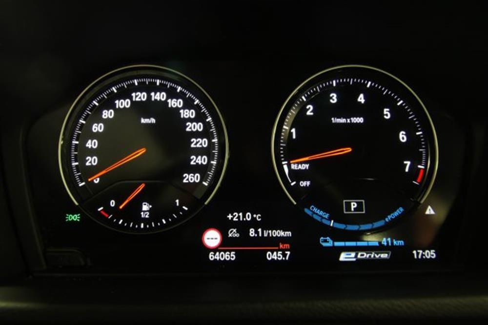 X1 X1 xDrive25e Business A
